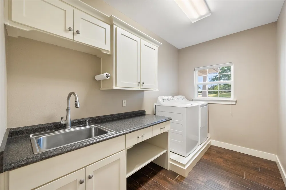 5568 S Fm 779 Alba, TX 75410