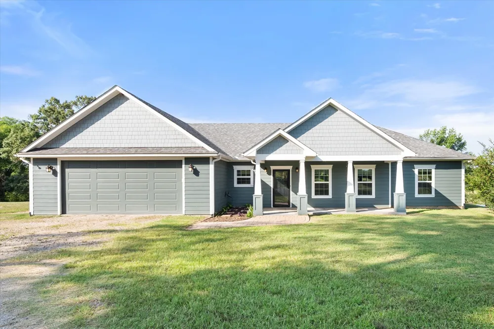 5568 S Fm 779 Alba, TX 75410
