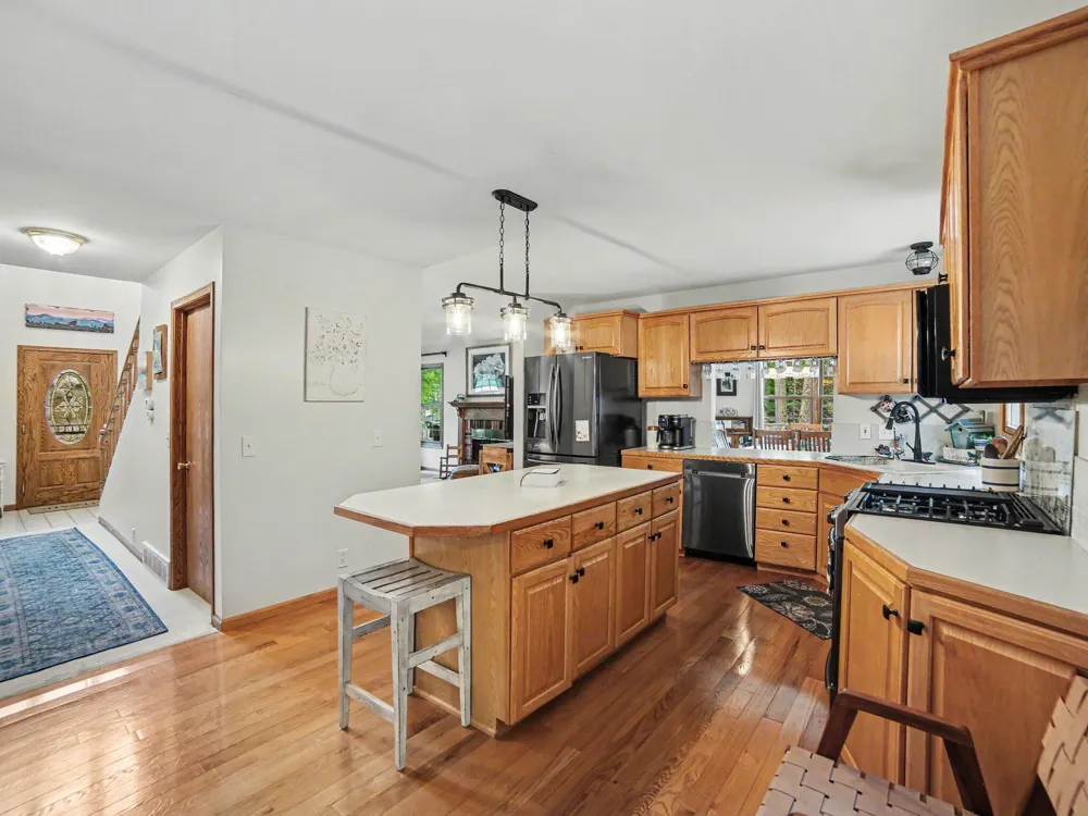1579 Marilyn Drive Ludington, MI 49431