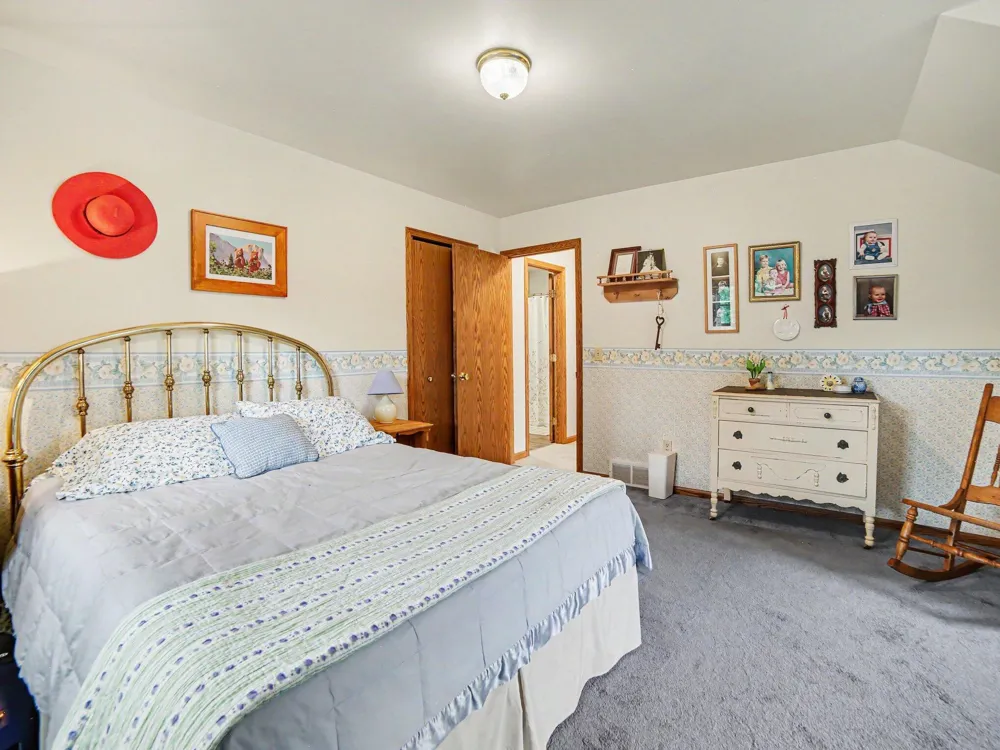 1579 Marilyn Drive Ludington, MI 49431
