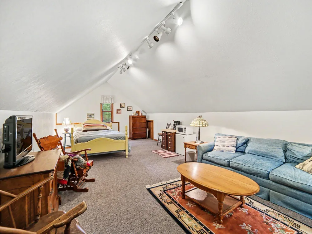 1579 Marilyn Drive Ludington, MI 49431