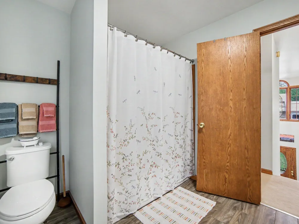 1579 Marilyn Drive Ludington, MI 49431