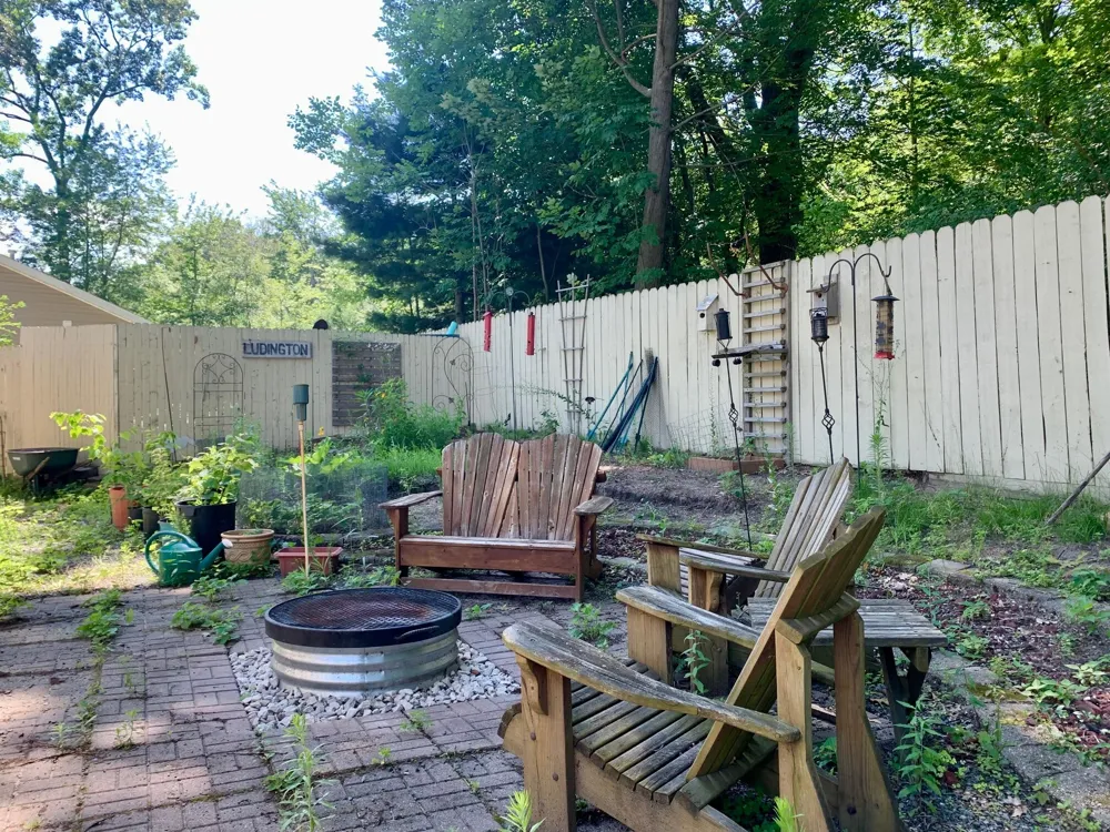 1579 Marilyn Drive Ludington, MI 49431