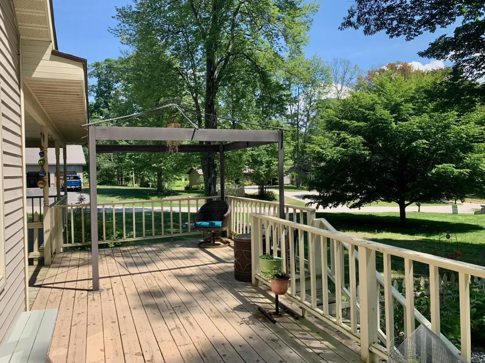 1579 Marilyn Drive Ludington, MI 49431
