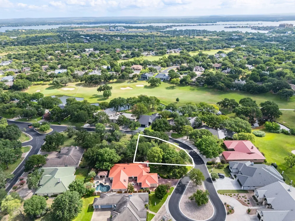 111 Teeoff Horseshoe Bay, TX 78657