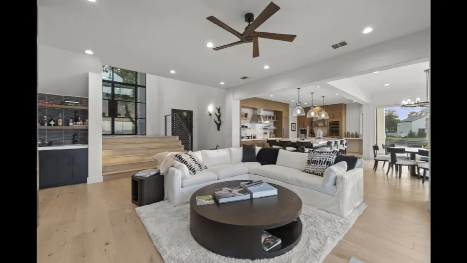 151 Applehead Island Drive Horseshoe Bay, TX 78657