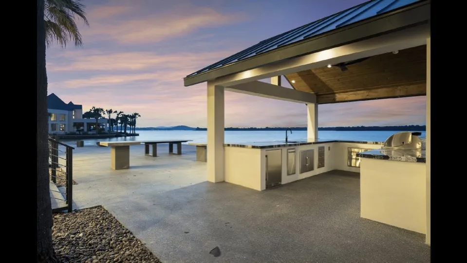 151 Applehead Island Drive Horseshoe Bay, TX 78657