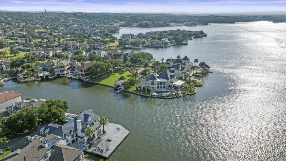 151 Applehead Island Drive Horseshoe Bay, TX 78657