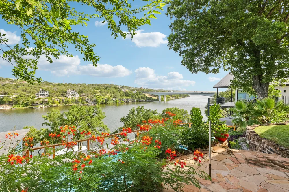 2516 Circle Drive Marble Falls, TX 78654