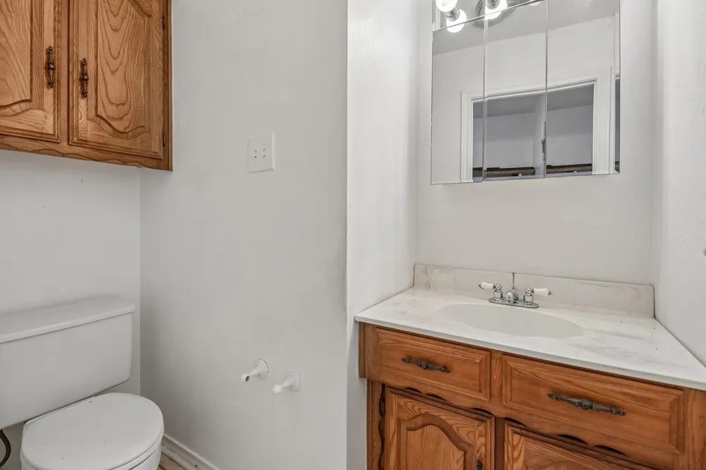 2030 Huntington Drive Grand Prairie, TX 75051