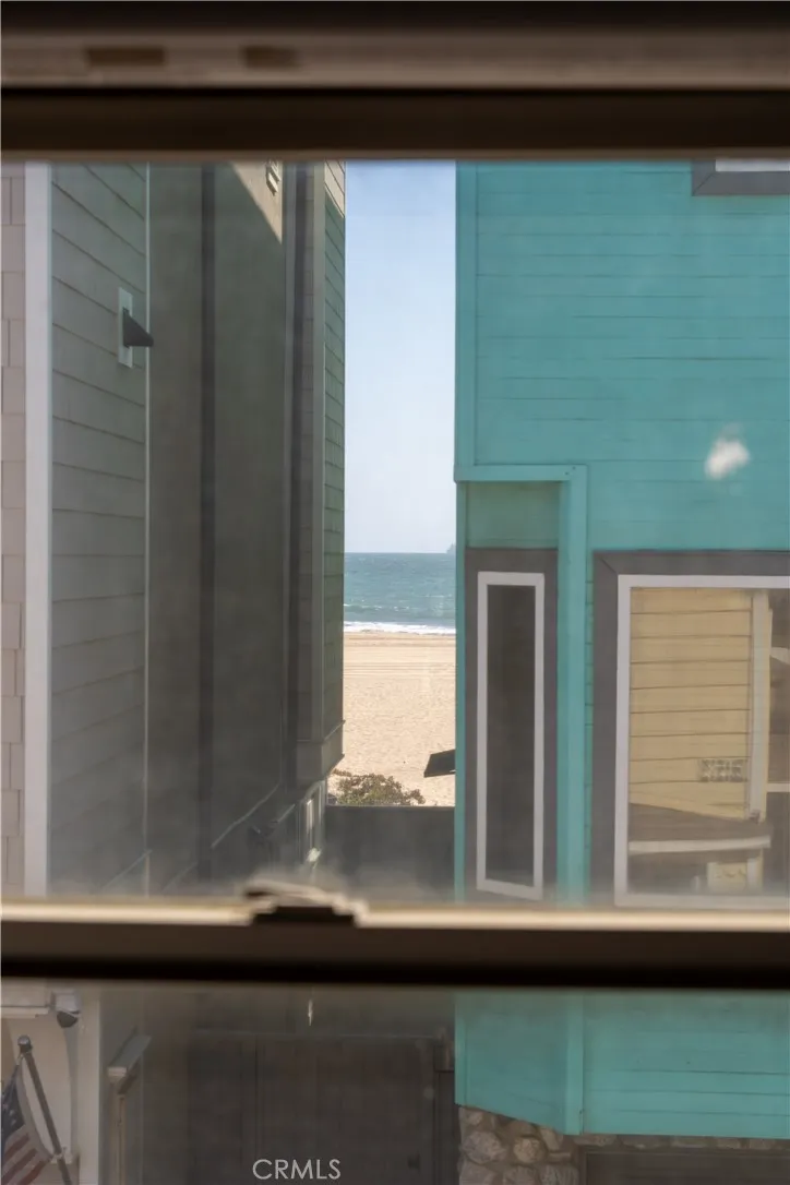 53 Surfside Surfside, CA 90743