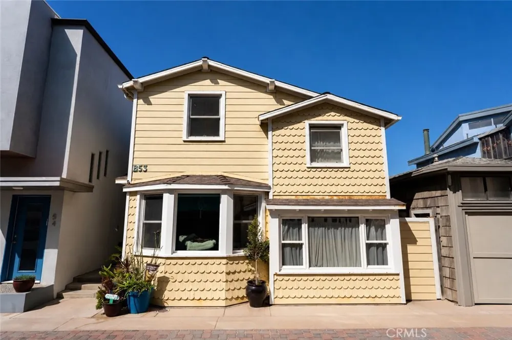 53 Surfside Surfside, CA 90743