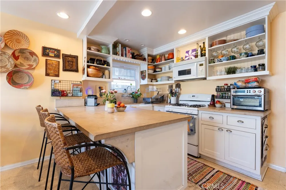 53 Surfside Surfside, CA 90743