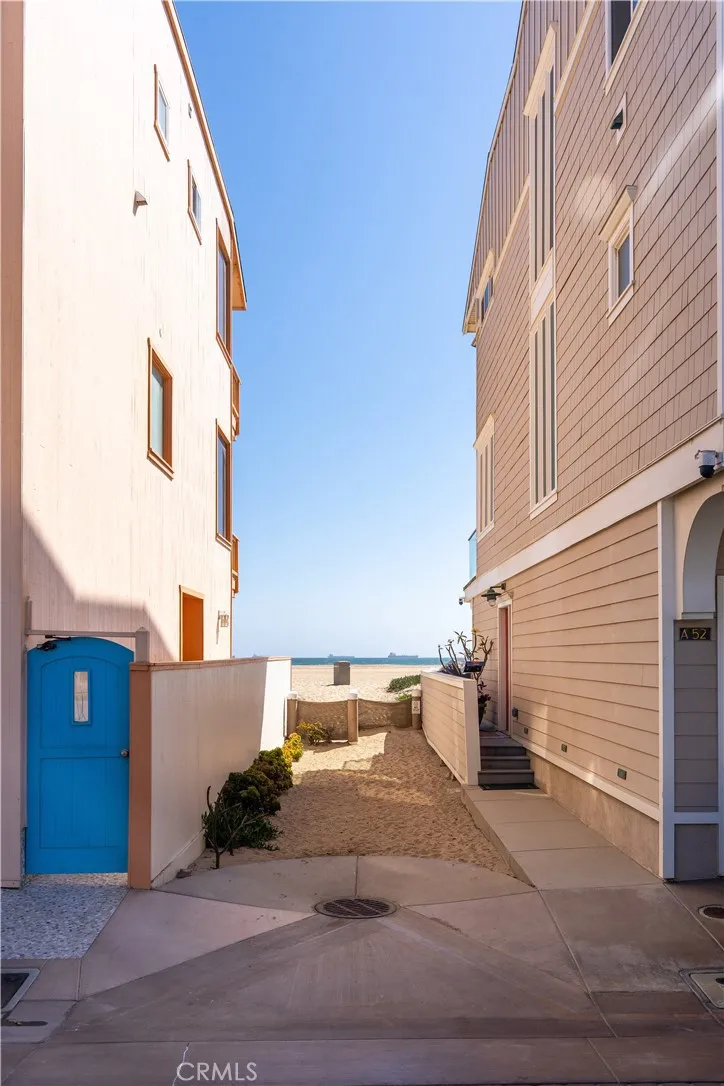 53 Surfside Surfside, CA 90743