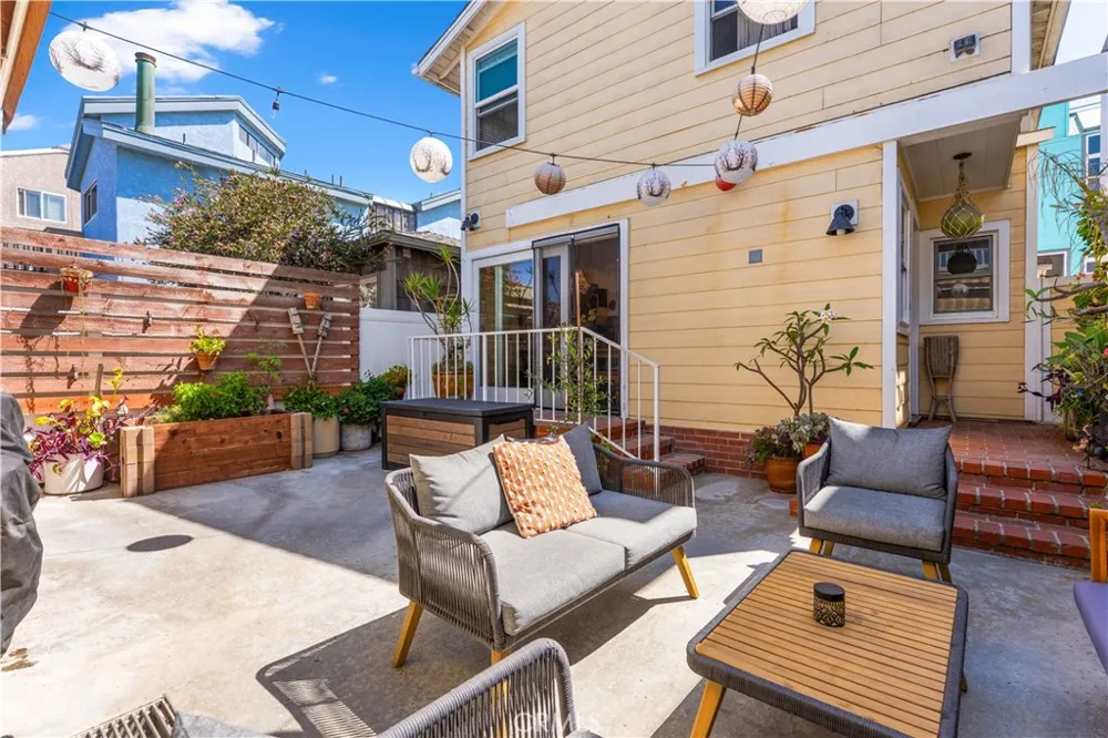 53 Surfside Surfside, CA 90743