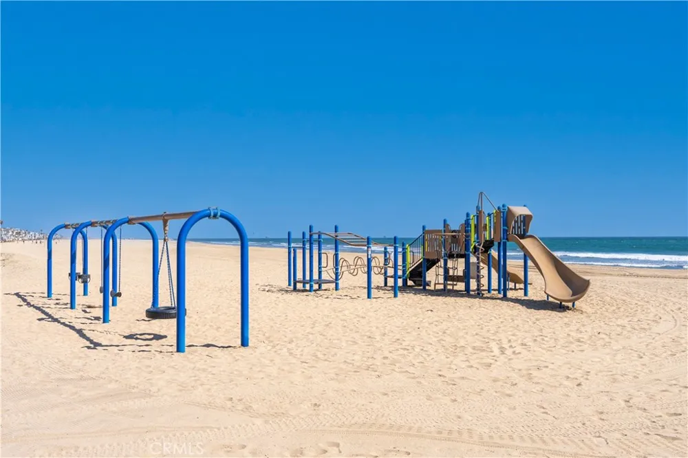 53 Surfside Surfside, CA 90743