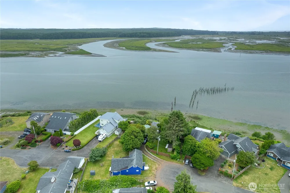 25 Whalebone Way Aberdeen, WA 98520