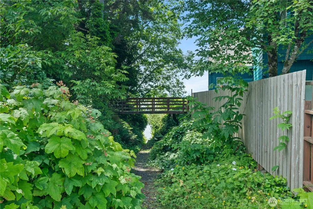 25 Whalebone Way Aberdeen, WA 98520
