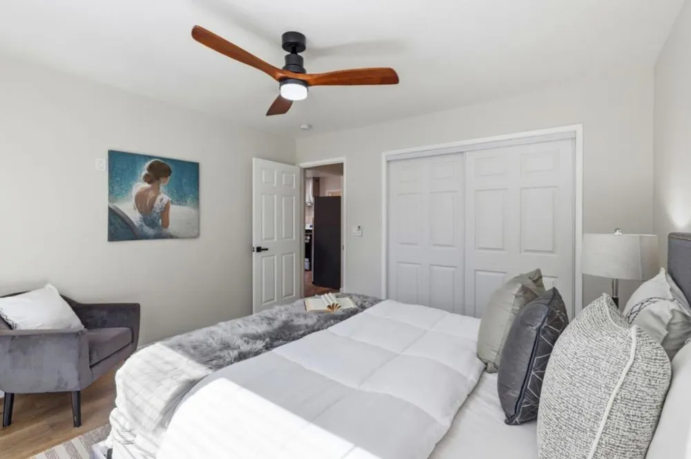 194 4th Street Gilroy, CA 95020