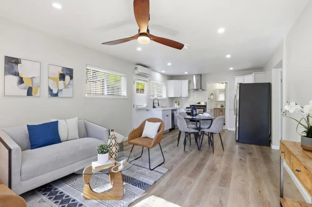 194 4th Street Gilroy, CA 95020
