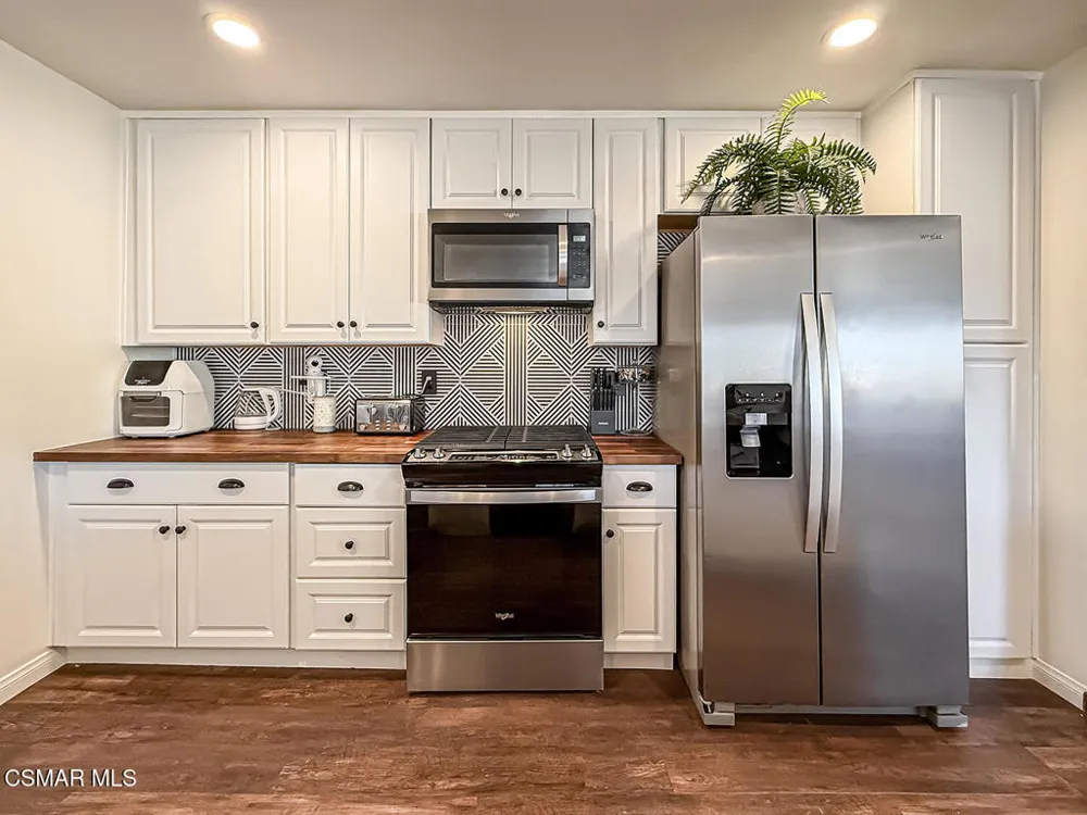 4606 Adam Road Simi Valley, CA 93063