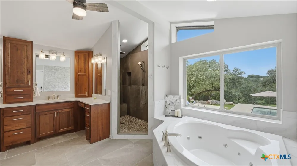 739 Encino Drive New Braunfels, TX 78130