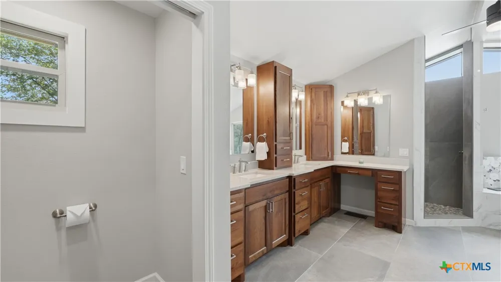 739 Encino Drive New Braunfels, TX 78130