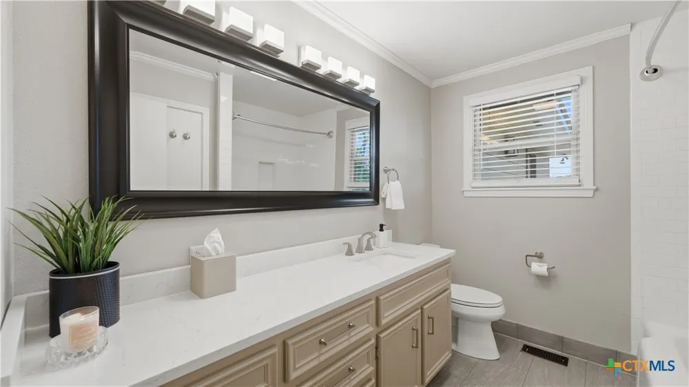 739 Encino Drive New Braunfels, TX 78130