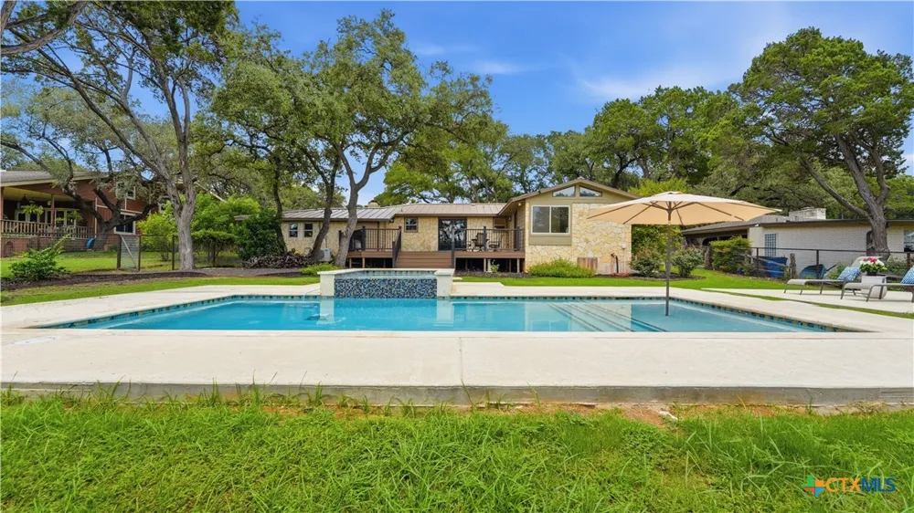 739 Encino Drive New Braunfels, TX 78130