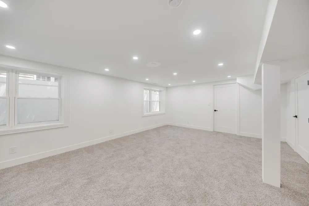 4046 Hillside Trail New Buffalo, MI 49117