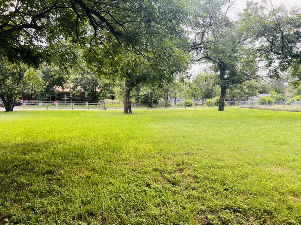 804 Elm Street Comanche, TX 76442