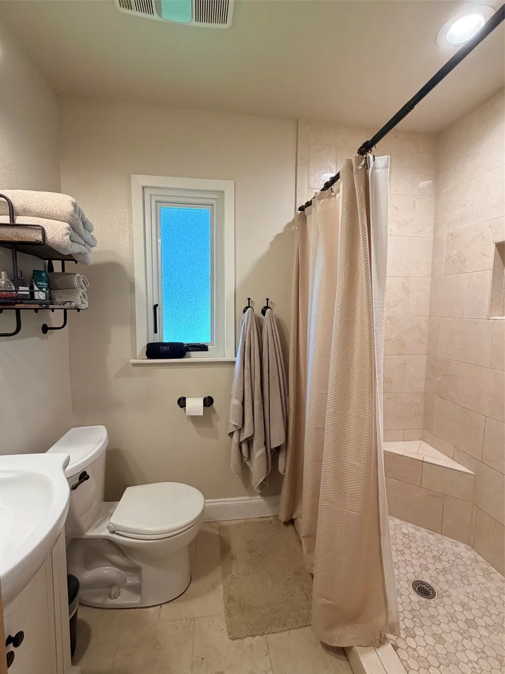 804 Elm Street Comanche, TX 76442