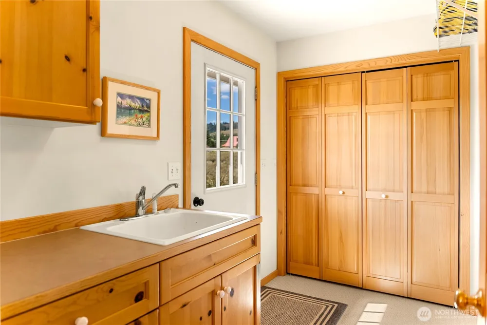 7 Arrowhead Road Winthrop, WA 98862