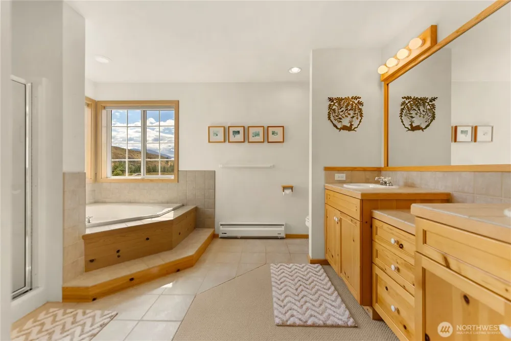 7 Arrowhead Road Winthrop, WA 98862