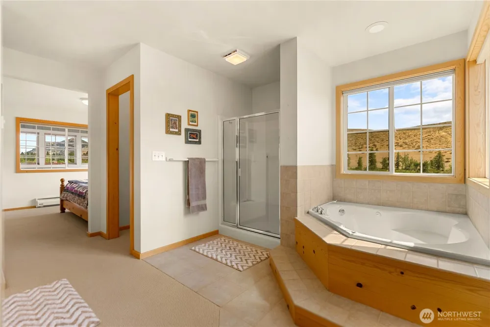 7 Arrowhead Road Winthrop, WA 98862