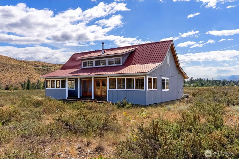 7 Arrowhead Road Winthrop, WA 98862