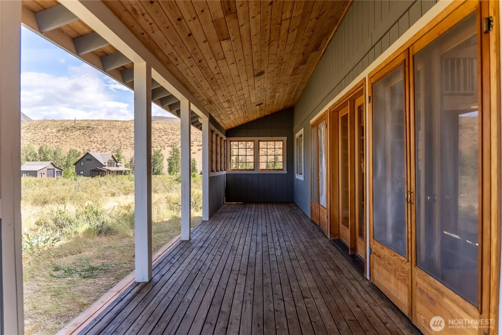 7 Arrowhead Road Winthrop, WA 98862