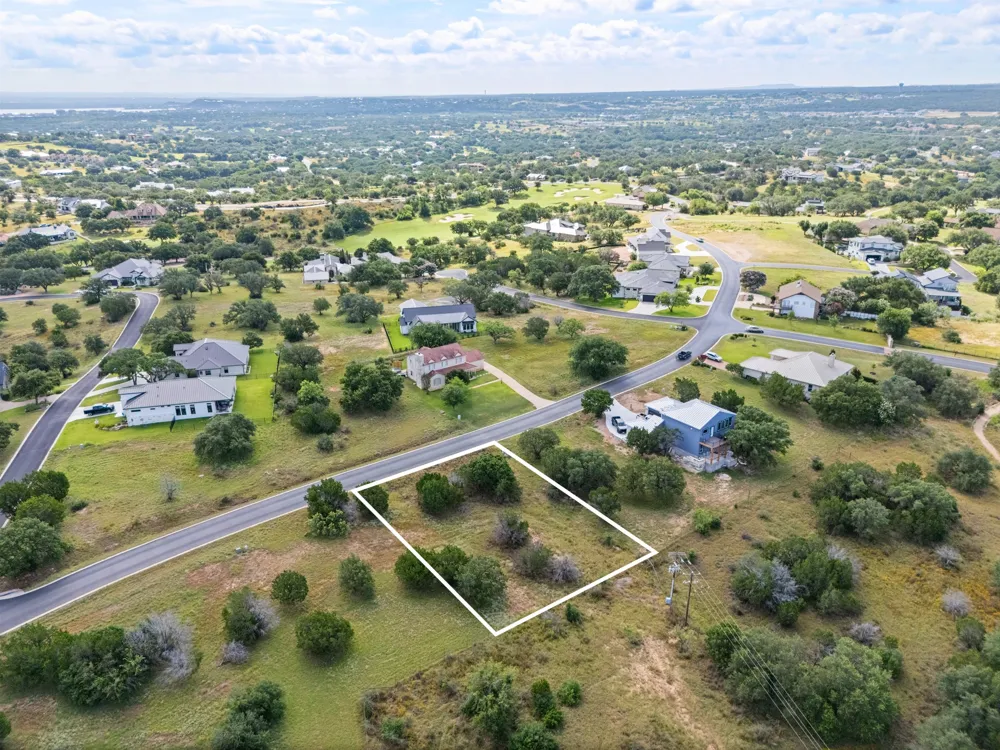 507 Broken Hills Horseshoe Bay, TX 78657