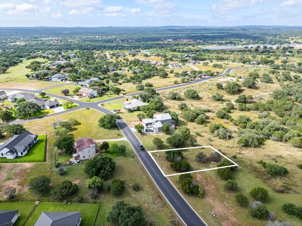507 Broken Hills Horseshoe Bay, TX 78657