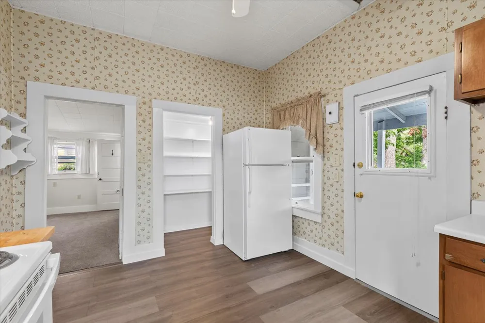 207 Hudgins Street Smithville, TX 78957