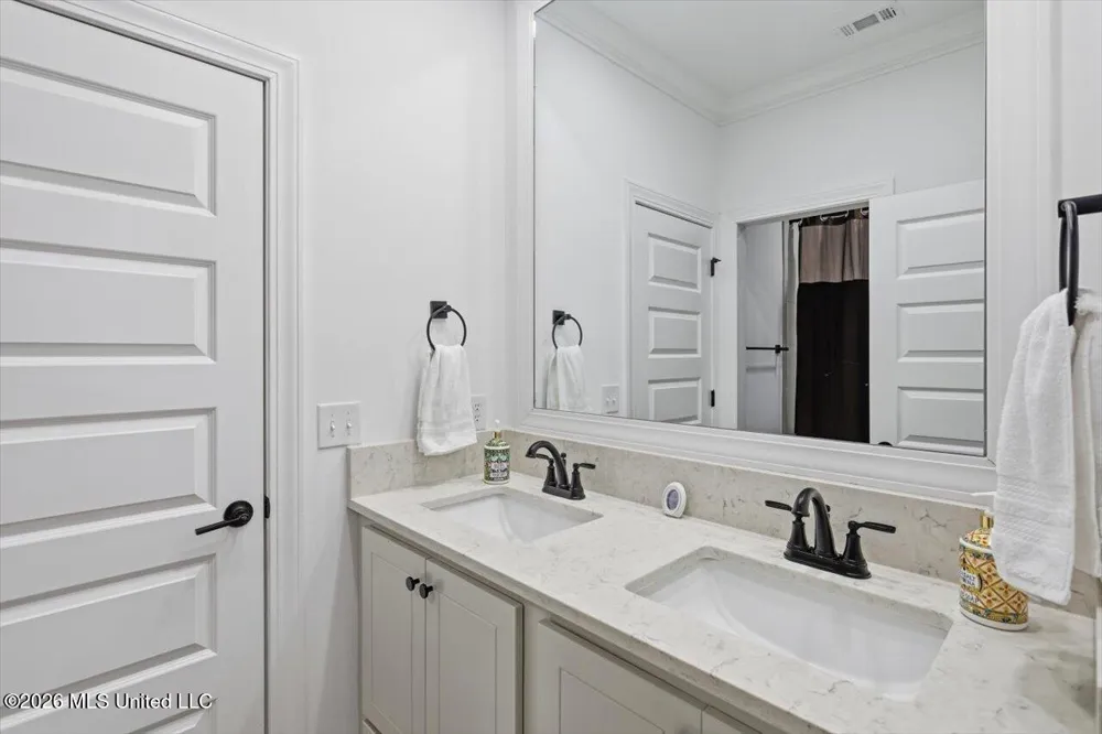 249 Bronson Bend Flowood, MS 39232