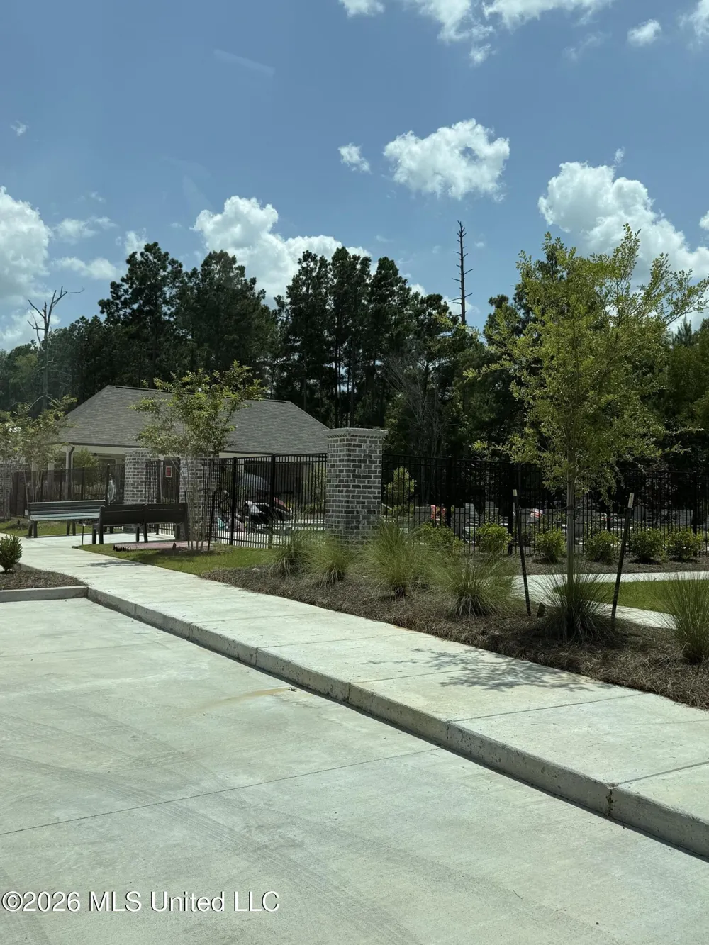 249 Bronson Bend Flowood, MS 39232
