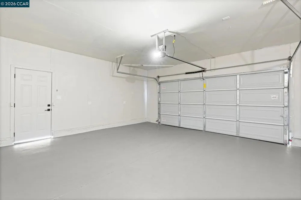 698 Mini Dr Vallejo, CA 94589