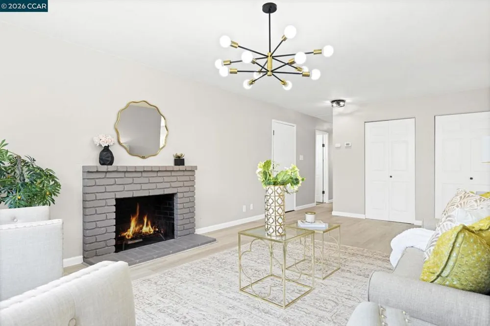 698 Mini Dr Vallejo, CA 94589