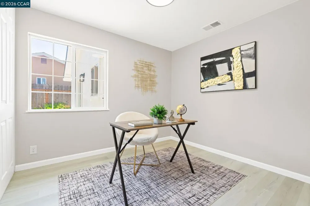 698 Mini Dr Vallejo, CA 94589