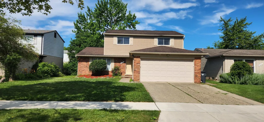 26061 Marlowe Place Oak Park City, MI 48237