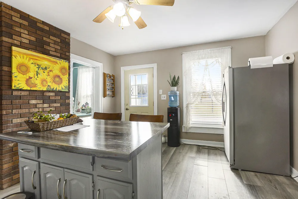 55637 Bennett Road Leonidas Township, MI 49066
