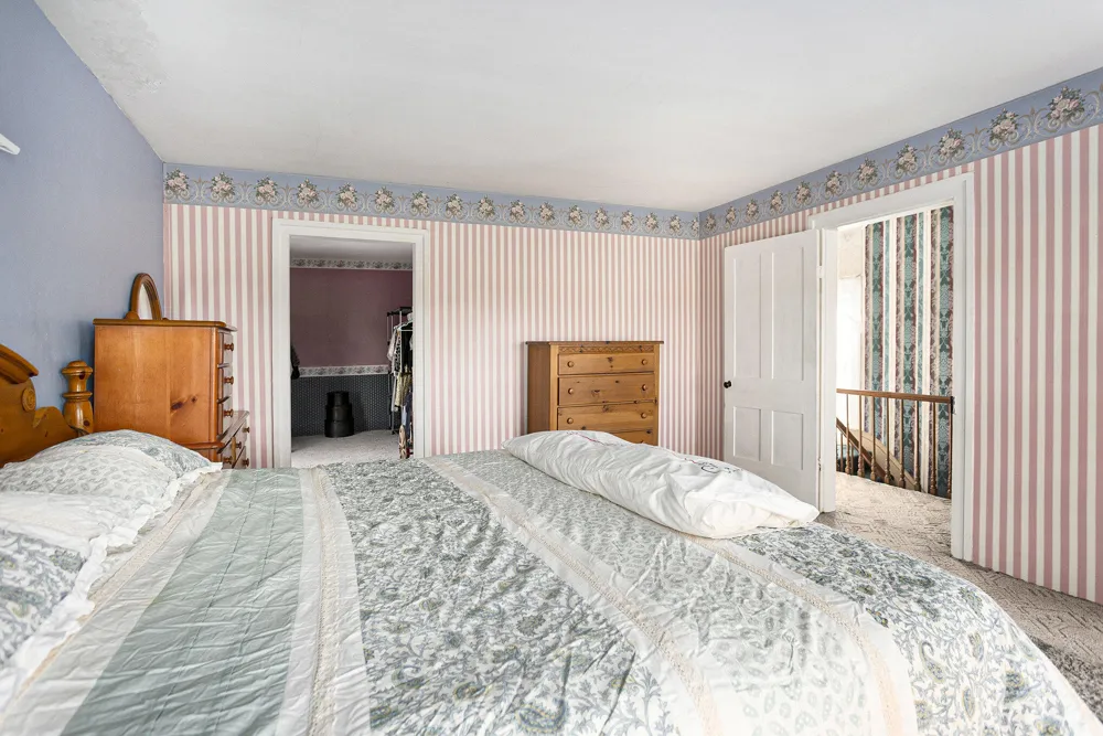 55637 Bennett Road Leonidas Township, MI 49066