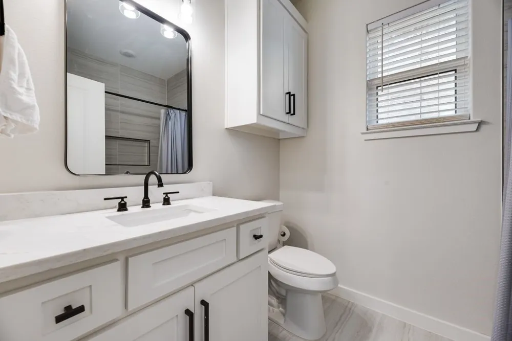 112 Indian Oaks Trail West Tawakoni, TX 75474