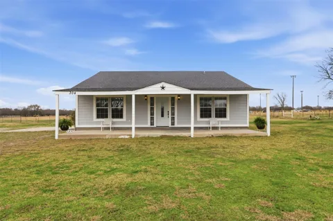 304 County Road 2260